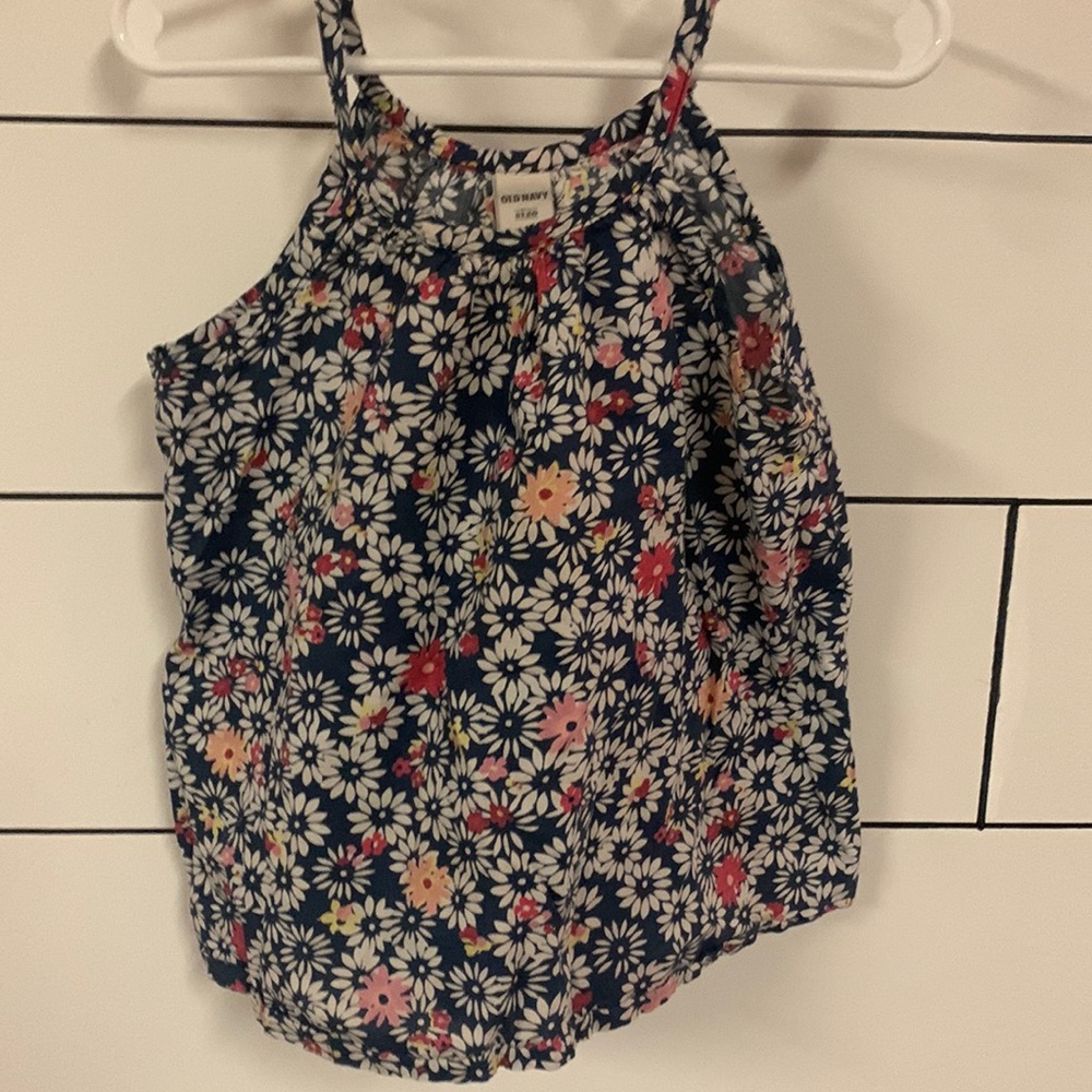 Cute flower tank